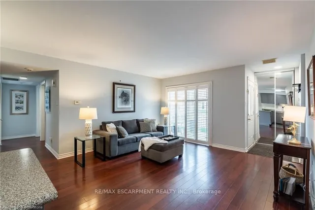 Additional image 4 of 1701 Lampman Ave Unit 201