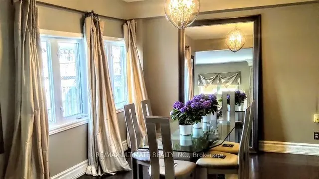 Additional image 10 of 527 Ravineview Way