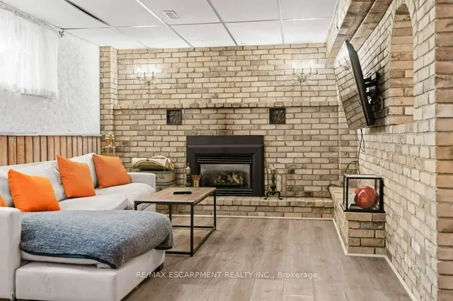 Additional image 26 of 630 Westview Ave