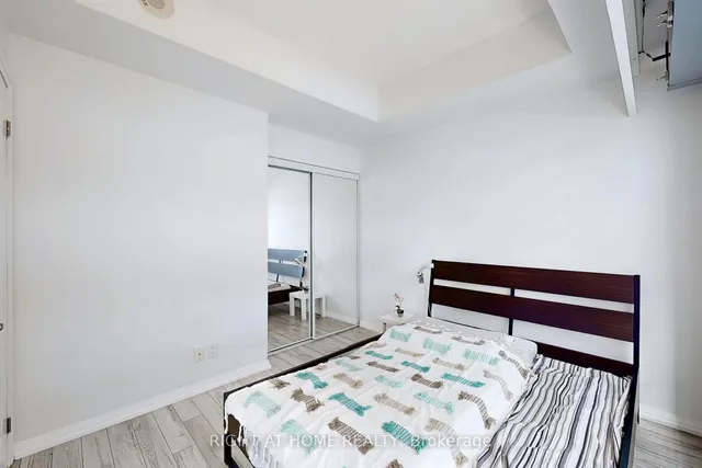 Additional image 22 of 35 Hayden St Unit 1216