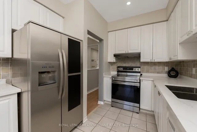 Additional image 18 of 1876 Stevington Cres