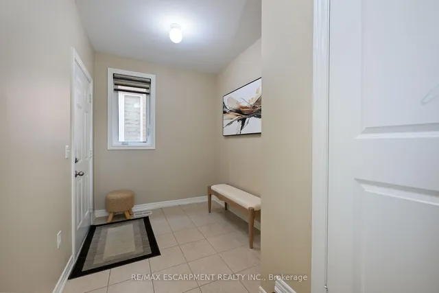 Additional image 4 of 71 Chaumont Dr