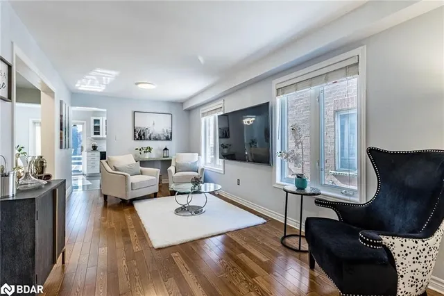 Additional image 5 of 450 Oaktree Cir