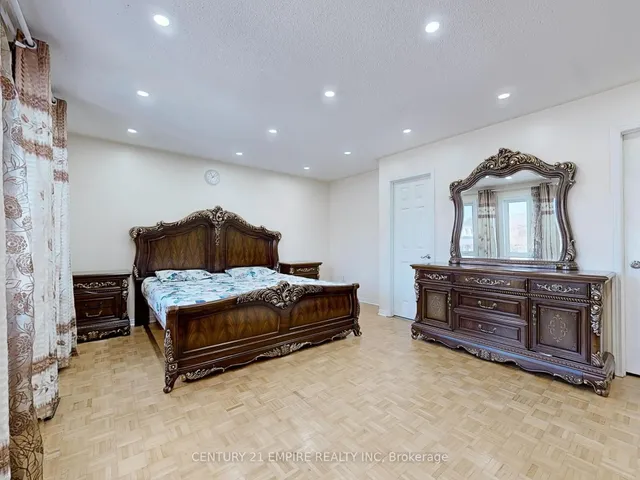 Additional image 25 of 26 Dolphin Song Cres