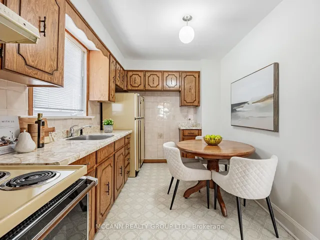 Additional image 13 of 407 Roselawn Ave