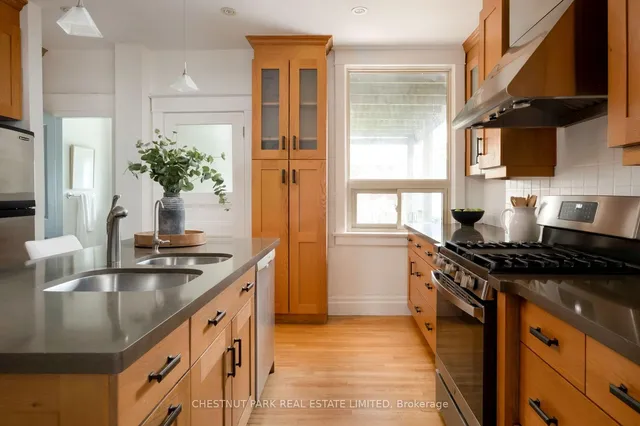 Additional image 15 of 40 Cowan Ave