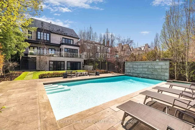 Additional image 44 of 221 Dunvegan Rd