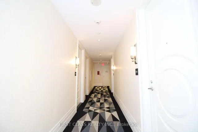 Additional image 4 of 88 Blue Jays Way Unit 2708