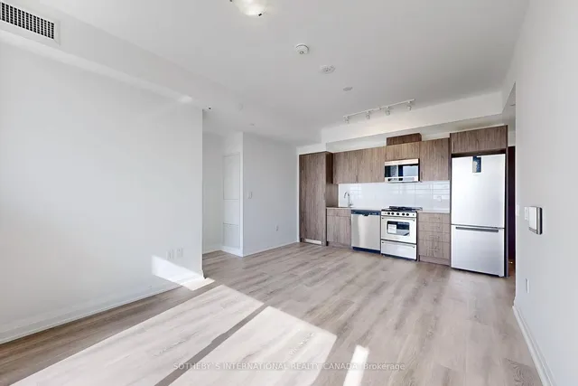 Additional image 10 of 412 Silver Maple Rd Unit 710