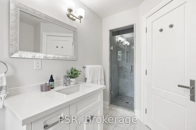 Additional image 32 of 597B Old Orchard Grve