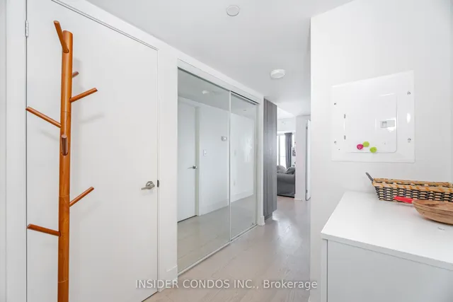 Additional image 5 of 955 Bay St Unit 2607