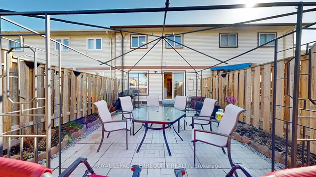 Additional image 27 of 68 Phalen Cres