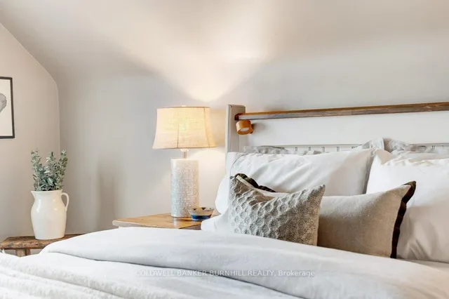 Additional image 24 of 583 Woodland Ave