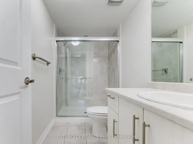 Additional image 18 of 2205 LILLYKIN St Unit 4