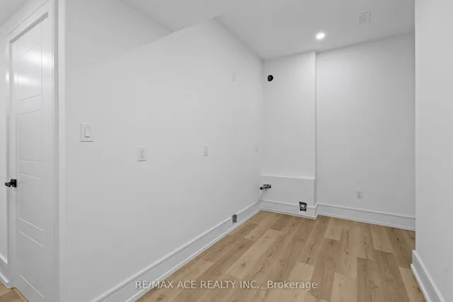 Additional image 38 of 28 August Ave