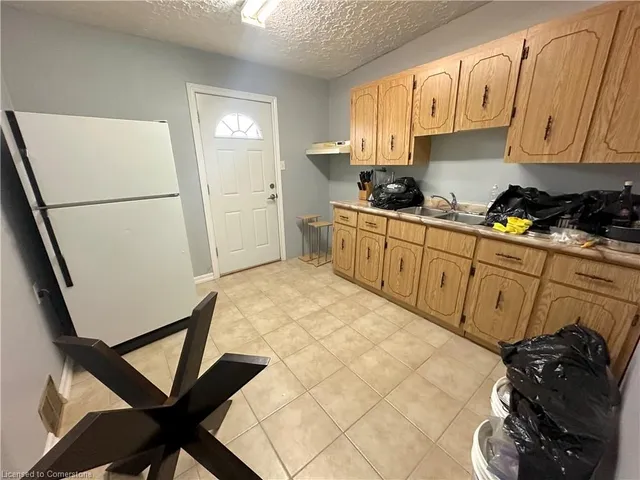 Additional image 31 of 186 East Ave