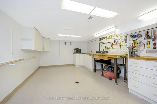 Additional image 29 of 35 Inglewood Dr