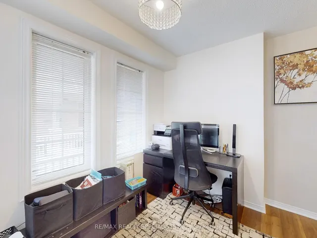 Additional image 11 of 5223 Fairford Cres Unit 90