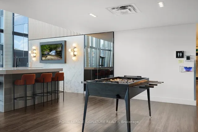 Additional image 2 of 5 Wellington St Unit 814