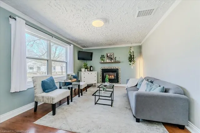 Additional image 11 of 91 Glen Rd