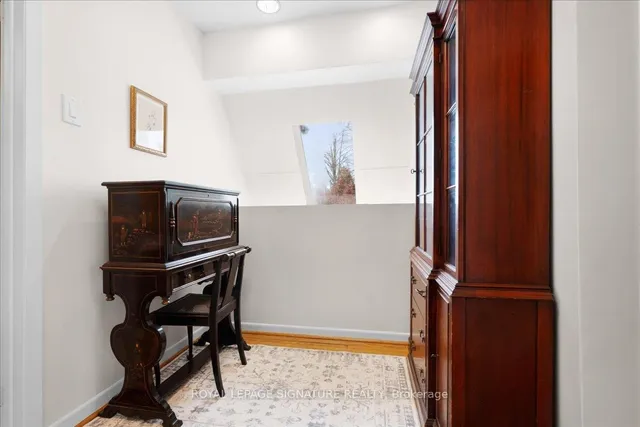 Additional image 22 of 5 Royal York Rd