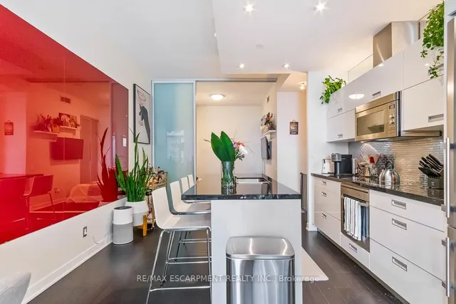 Additional image 11 of 88 Park Lawn Rd Unit 607