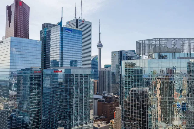 Additional image 39 of 197 Yonge St Unit 3909