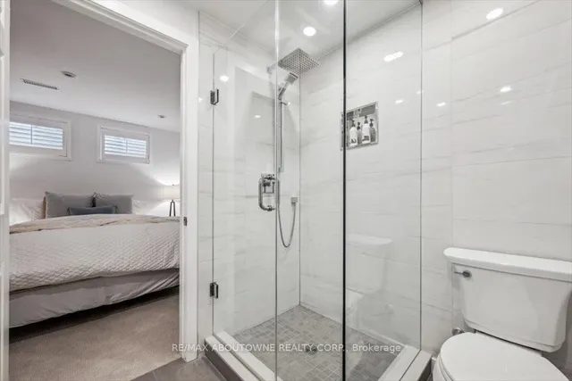 Additional image 43 of 101 Westchester Rd