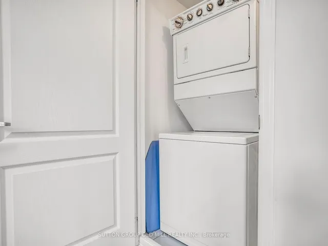 Additional image 17 of 43 Hays Blvd Unit 7