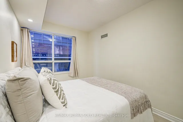 Additional image 26 of 250 Wellington St Unit 246