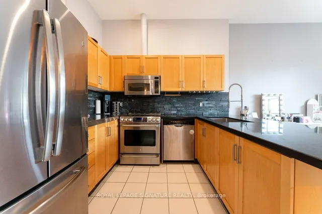 Additional image 11 of 700 King St Unit 801