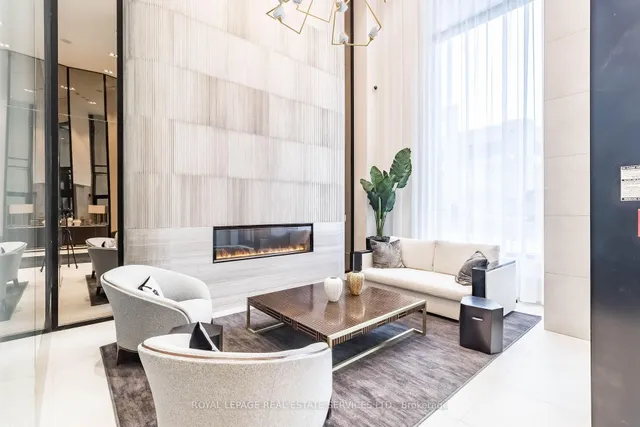 Additional image 5 of 2020 Bathurst St Unit 718