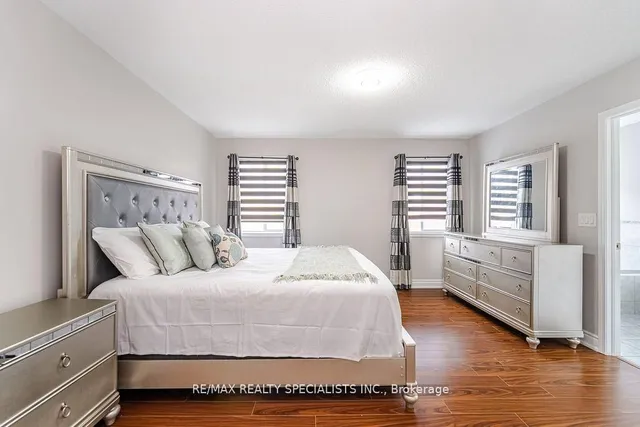 Additional image 23 of 8 Upshall Dr