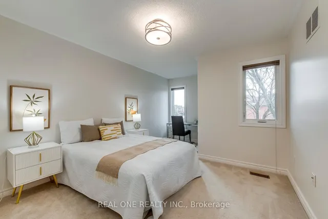 Additional image 28 of 76 Inverhuron Tr