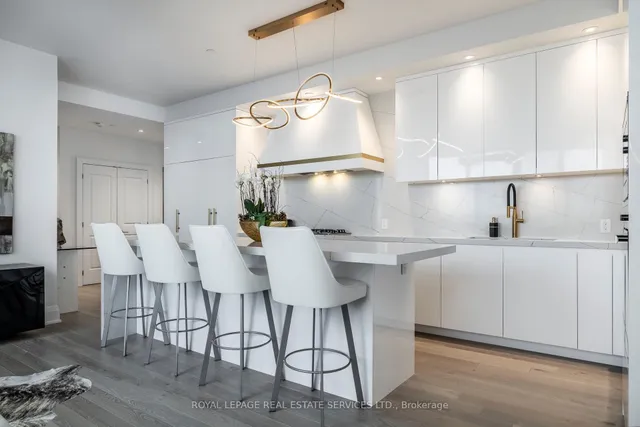 Additional image 12 of 1926 Lake Shore Blvd Unit PH 05 E