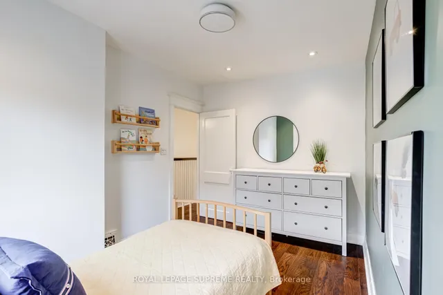 Additional image 26 of 36 Walpole Ave