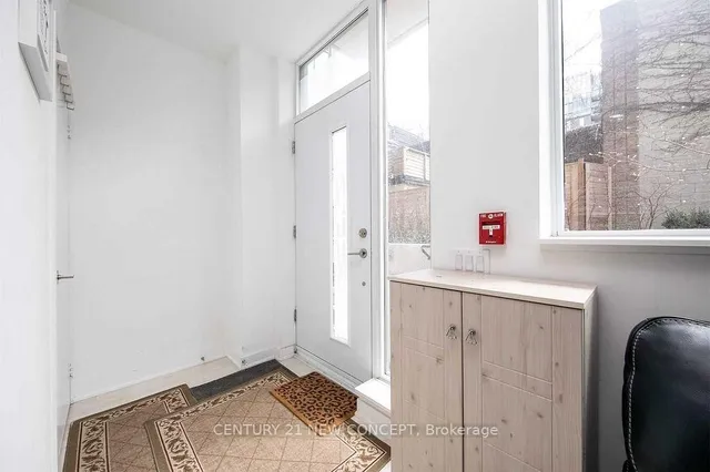 Additional image 13 of 120 Parliament St Unit TH101