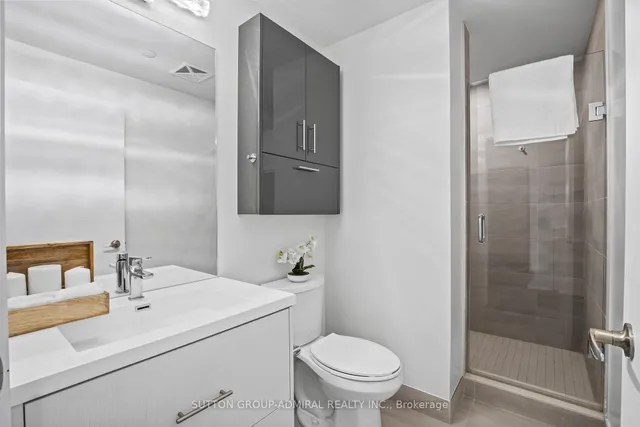 Additional image 18 of 188 Fairview Mall Dr Unit 915