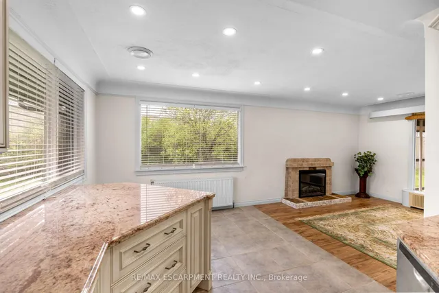 Additional image 9 of 8 Northcliffe Ave