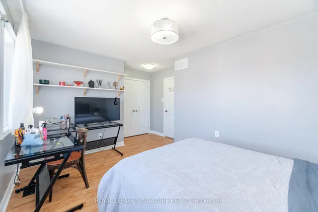 Additional image 28 of 81 Farthingale Cres