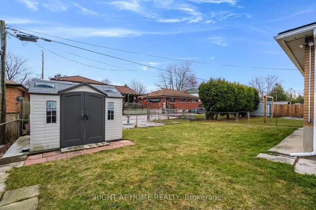 Additional image 35 of 62 Cloke Crt