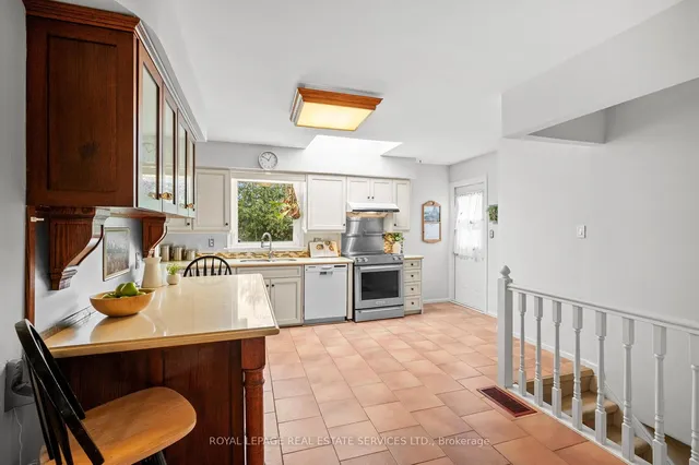 Additional image 7 of 2173 Deyncourt Dr