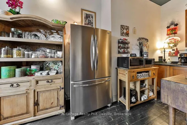 Additional image 13 of 14 Hatt St