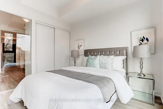 Additional image 32 of 250 Lawrence Ave Unit 413