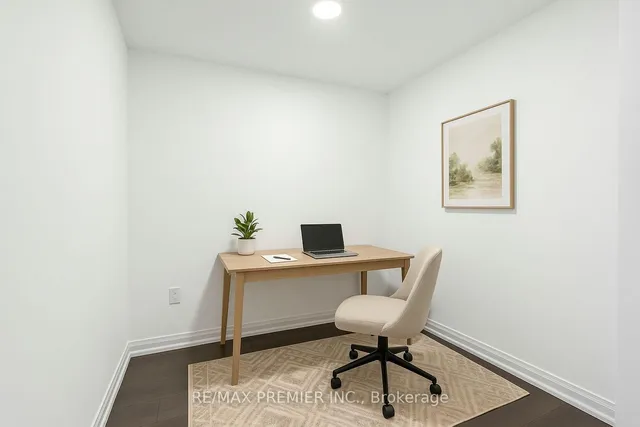 Additional image 11 of 4208 Dundas St Unit 423