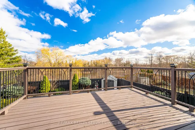 Additional image 37 of 18 Armani Lane