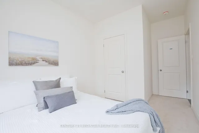 Additional image 18 of 633 Brisdale Dr