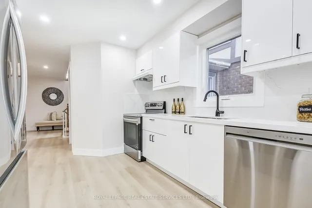 Additional image 35 of 2192 Margot St