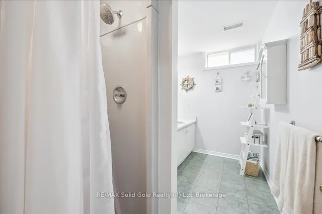 Additional image 31 of 5 Quinte Cres