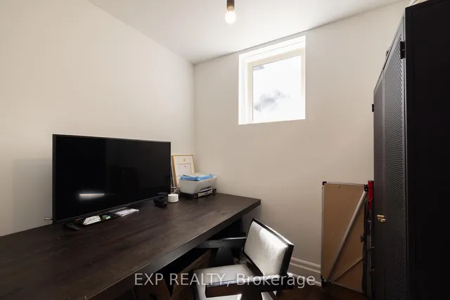 Additional image 26 of 31 Brownstone Lane